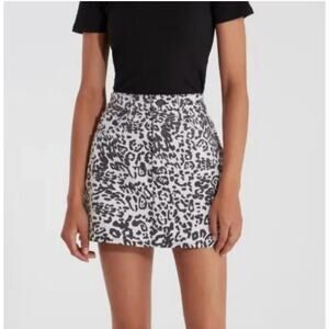 HUDSON Viper Mini Denim Skirt 31 NWT